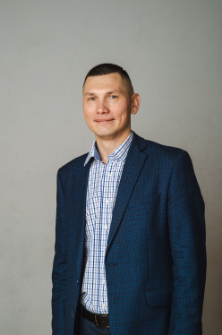 Мамонтов Дмитрий Иванович.